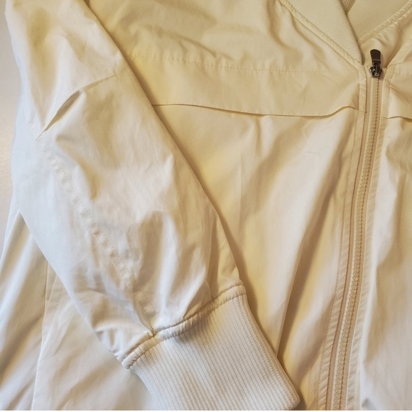 Sosken Studios Marisa Minicucci White Jacket - Picture 4 of 8